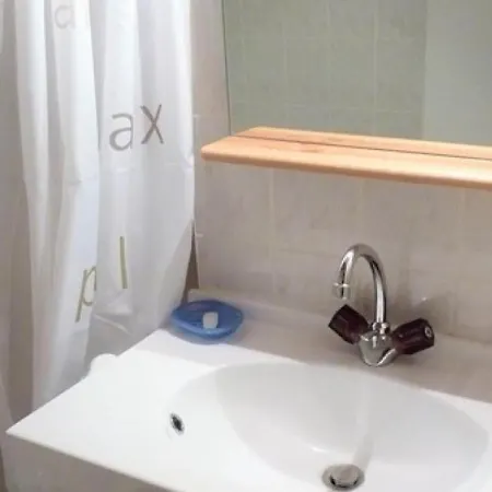 Location 2 Pieces Mezzanine A Saint-jean-d'aulps, Pied De Pistes, Parking, Animaux Admis - Fr-1-573-29 Apartment *
